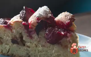 Пиріг Зі Сливами Та Яблуками