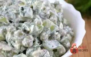 Зелений Салат З Куркою, Горошком Та Огірками