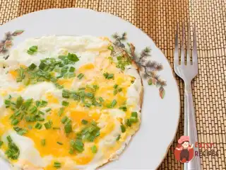 Яєчня по-французьки