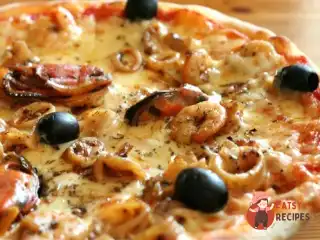 Піца з морепродуктами та солодким перцем