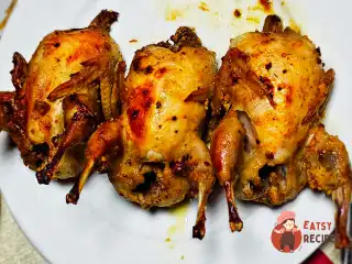 Перепілки в духовці в гірчичному соусі