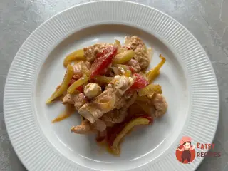Крок 10: Курка з овочами в духовці