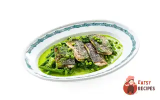 Кефаль З Овочами У Соусі Зелений Карі