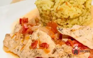 Куряча Грудка З Гарніром З Рису Каррі