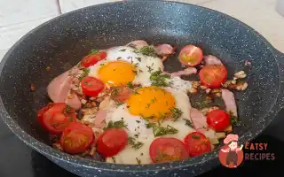 Шакшука з помідорами черрі