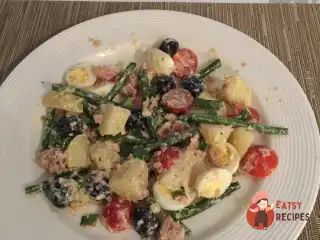 Салат нісуаз з бобами