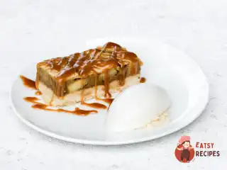Яблучний пиріг з морозивом
