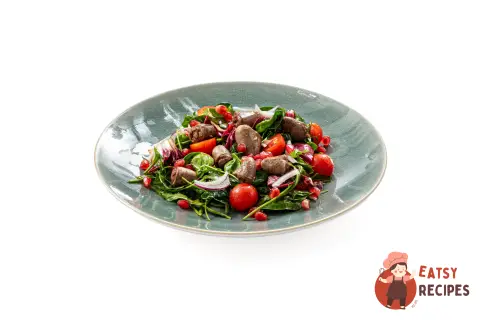 Салат із курячими сердечками