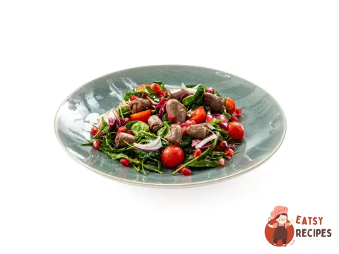 Салат із курячими сердечками