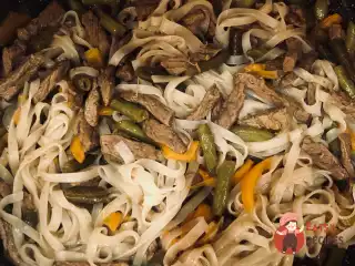 Рисова локшина з овочами «Вюрант»