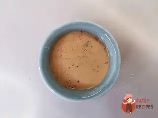 Французький соус-заправка для салатів