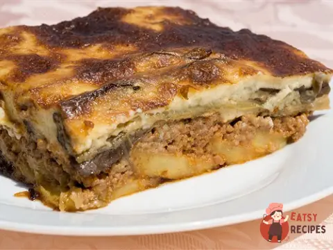 Мусака з баклажанами та яловичиною
