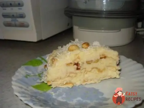Торт із печива з кокосовим кремом