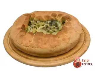 Пишний цибульний пиріг
