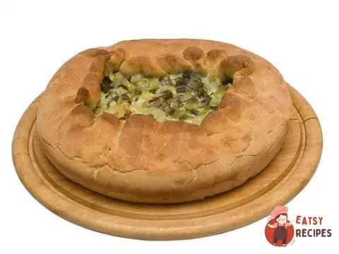 Пишний цибульний пиріг