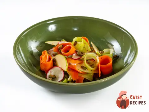 Салат із молодої моркви