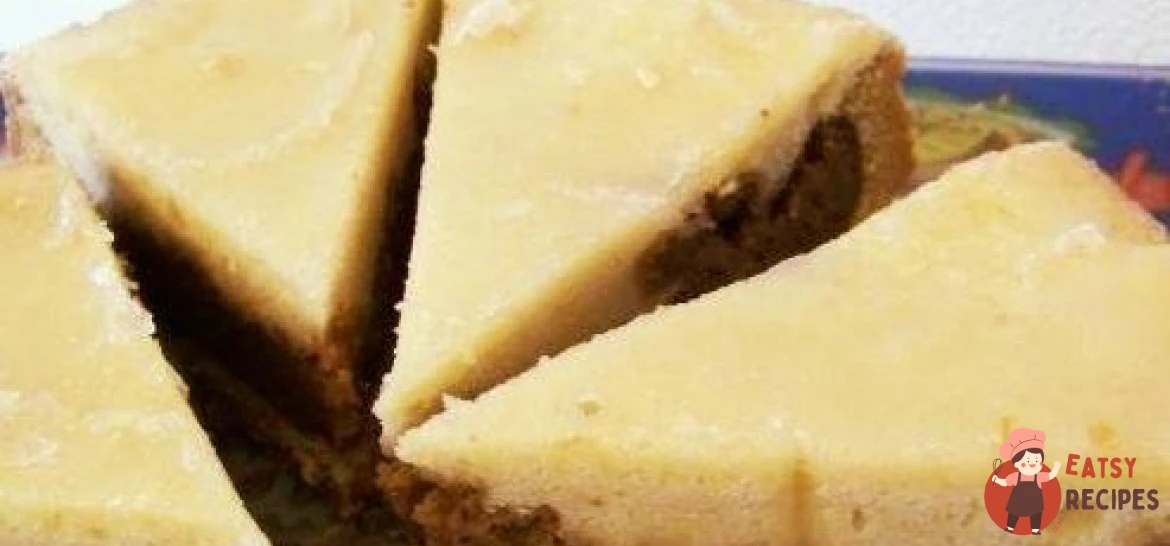 Пиріг з волоським горіхом і лимонною глазур'ю