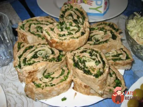 Рулет із лаваша з грибами
