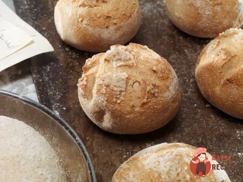 Пшенично-цільнозернові булочки