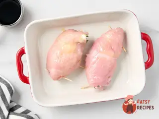 Крок 5: Курячі рулетики з брусницею