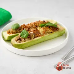 Човники з кабачків із грибами