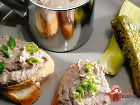 Паштет з курячої печінки