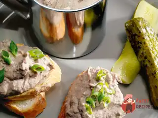 Паштет з курячої печінки