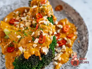 Брокколі в соусі каррі