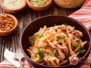 Кальмари, стомлені в банку