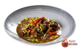 Куряча печінка з овочами по-азійськи