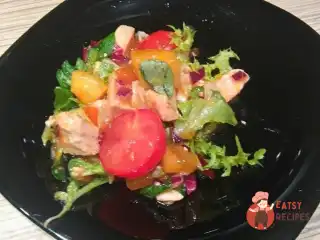 Пекінський салат із хурмою