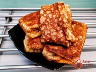 Млинці з ковбасою та сиром