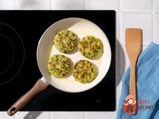 Крок 5: Картопляні котлети зі шпинатом