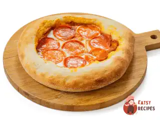 Домашня піца пепероні