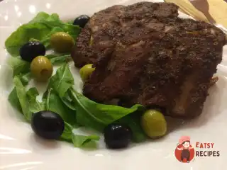 Свинячі реберця в маринаді в духовці