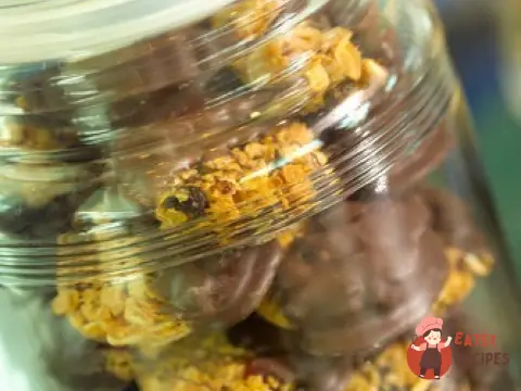 Печиво з вишнею та імбиром у шоколаді (Florentines)