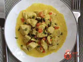 Куряче філе з куркумою