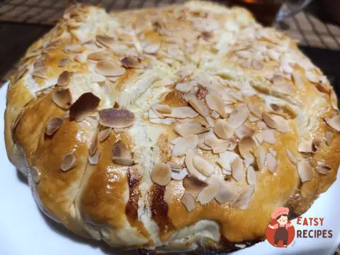 Пиріг із сиром і грушами