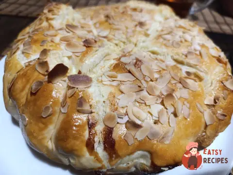 Пиріг із сиром і грушами