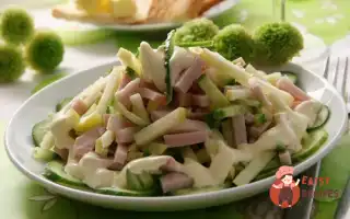 Літній Салат З Шинкою Та Яблуками