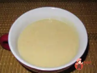 Крем-суп із цвітної капусти з сиром