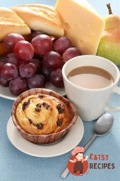 Виноградні кекси з десертним вином Vin Santo