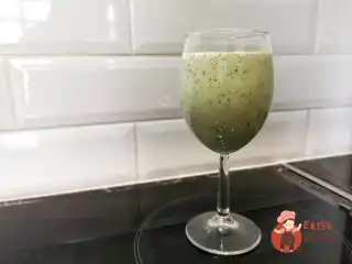 Зелений смузі на кефірі