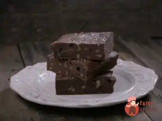 Шоколадний брауні з морською сіллю