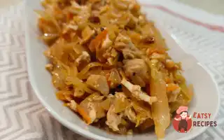 Солянка З Курячими Стегнами Та Адигейським Сиром