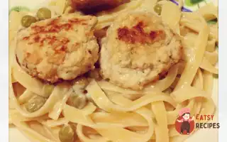 Курячі Фрикадельки З Пастою У Вершковому Соусі Із Зеленим Горошком