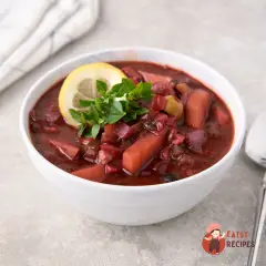 Суп-солянка з білими грибами