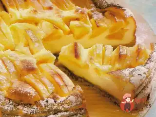 Пиріг з яблуками на молоці