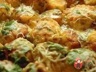 Дієтичні курячі кульки у йогурті