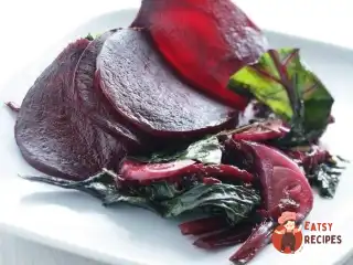 Запечені буряки з розмарином і сиром пекорино